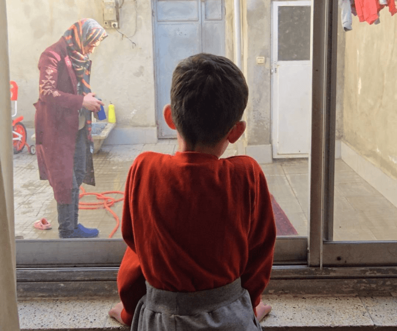 خونِ پسرش بود که روی خاک می‌چکید